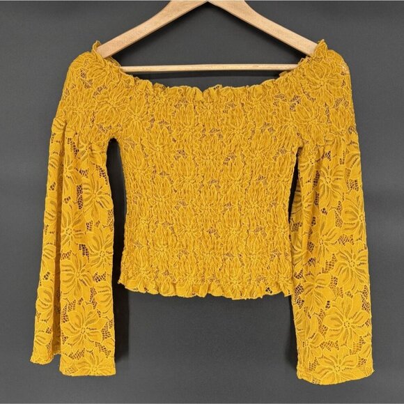 Charlotte Russe Women's Off-Shoulder Flare Sleeve Floral Lace Top M Yellow Boho - Picture 2 of 8